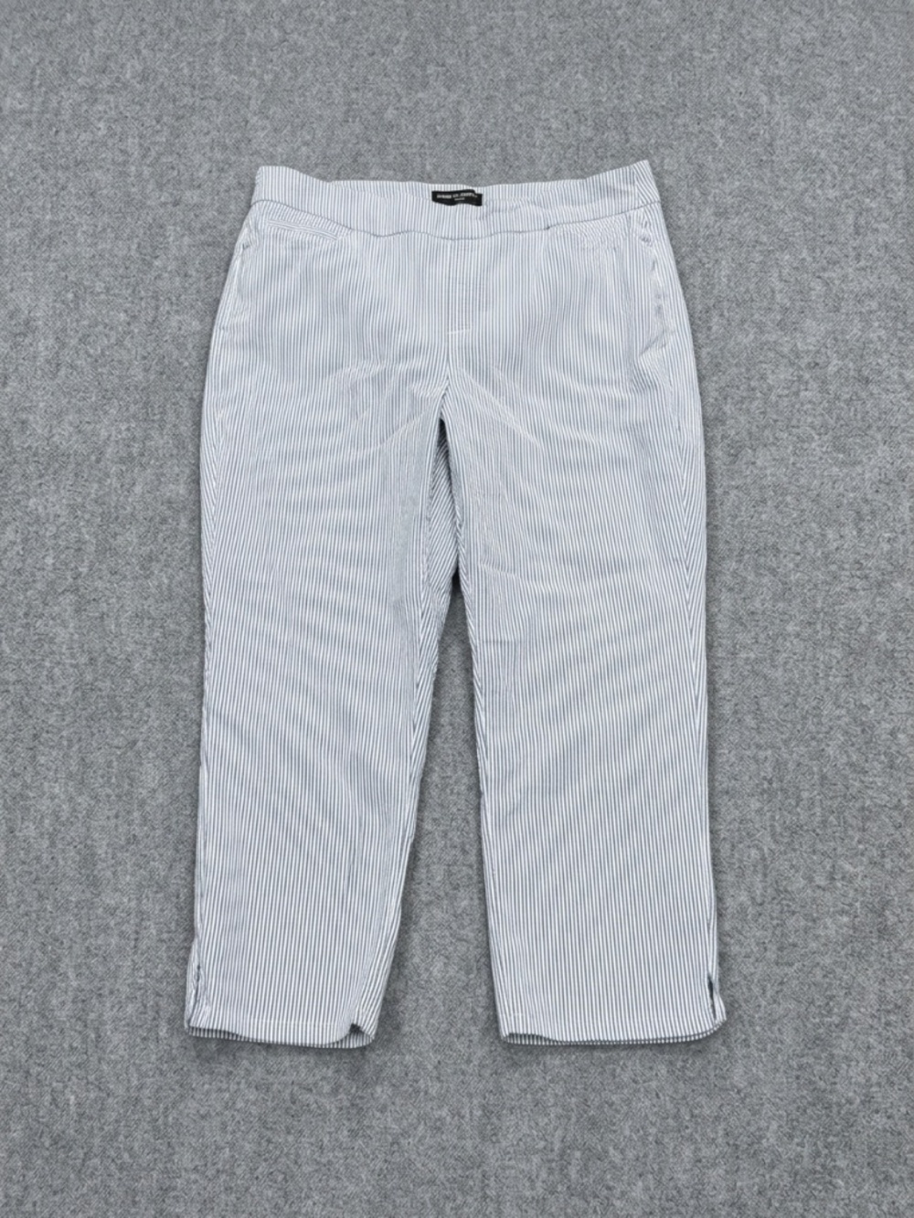 Mario Serrani Women’s L Blue White Seersucker Pinstripe Stretch Pull On Ankle